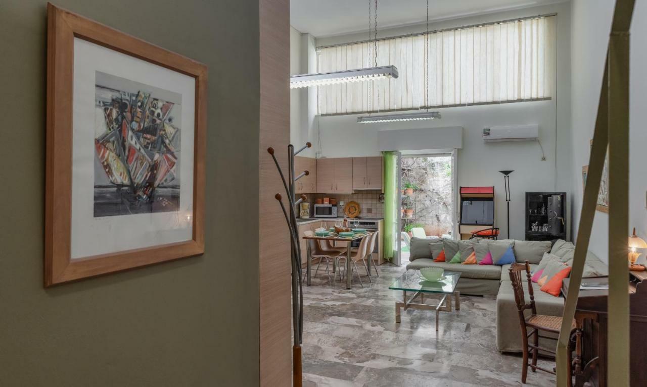 Апартаменты Acropolis Koukaki Loft Private Garden Афины Экстерьер фото