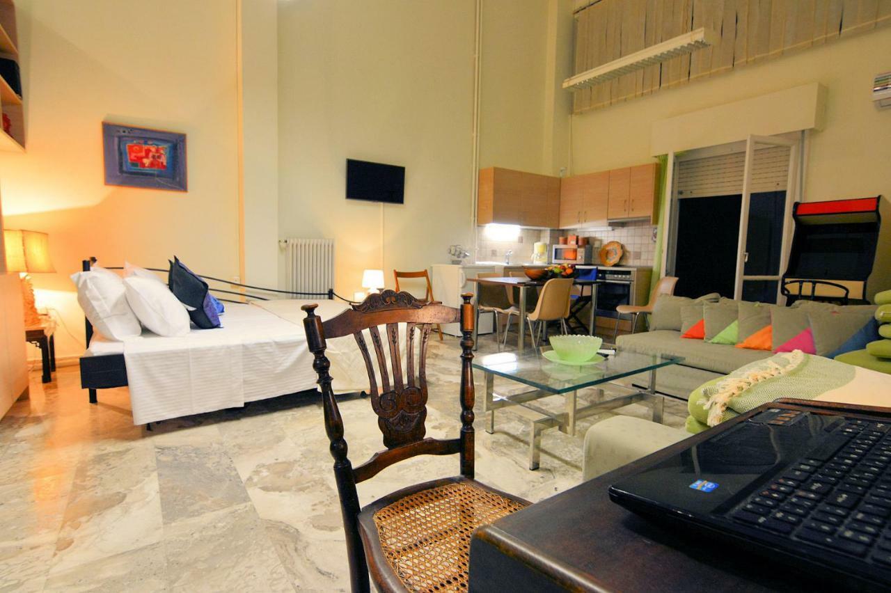 Апартаменты Acropolis Koukaki Loft Private Garden Афины Экстерьер фото