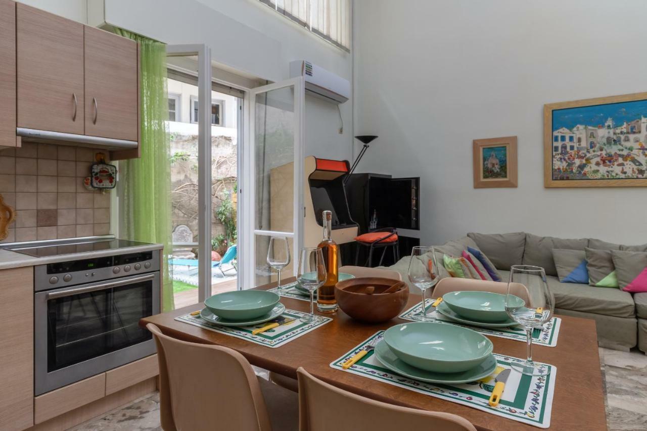 Апартаменты Acropolis Koukaki Loft Private Garden Афины Экстерьер фото